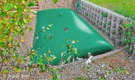 Citerne souple 3000 litres. Etroite (6.25m x 1.48m x 0.5m) - Garantie 5 ans